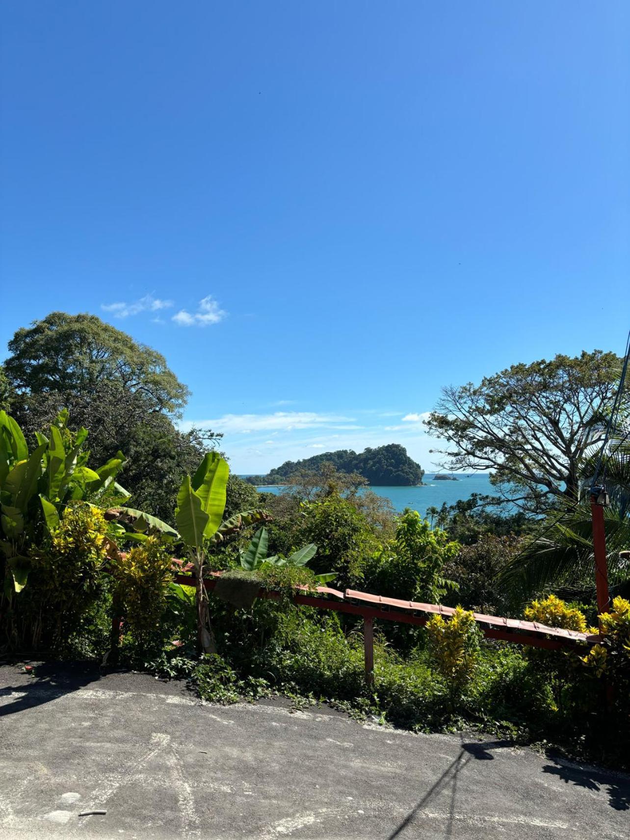 Hotel Coco Beach Manuel Antonio Exterior foto